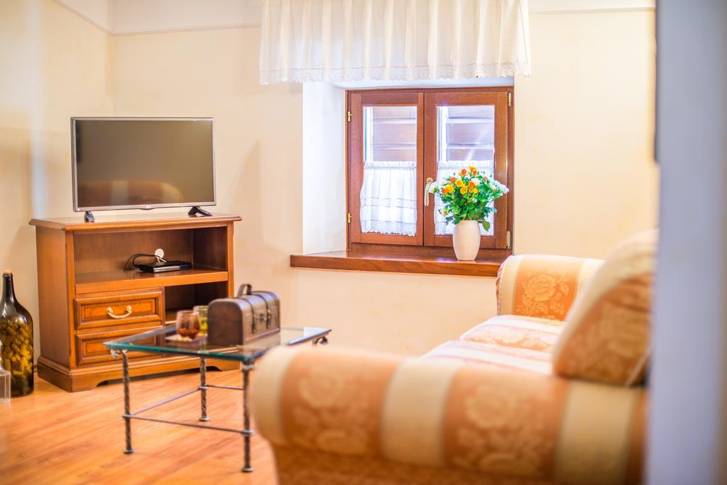 Aparthotel Katalyma 828カンファナル エクステリア 写真